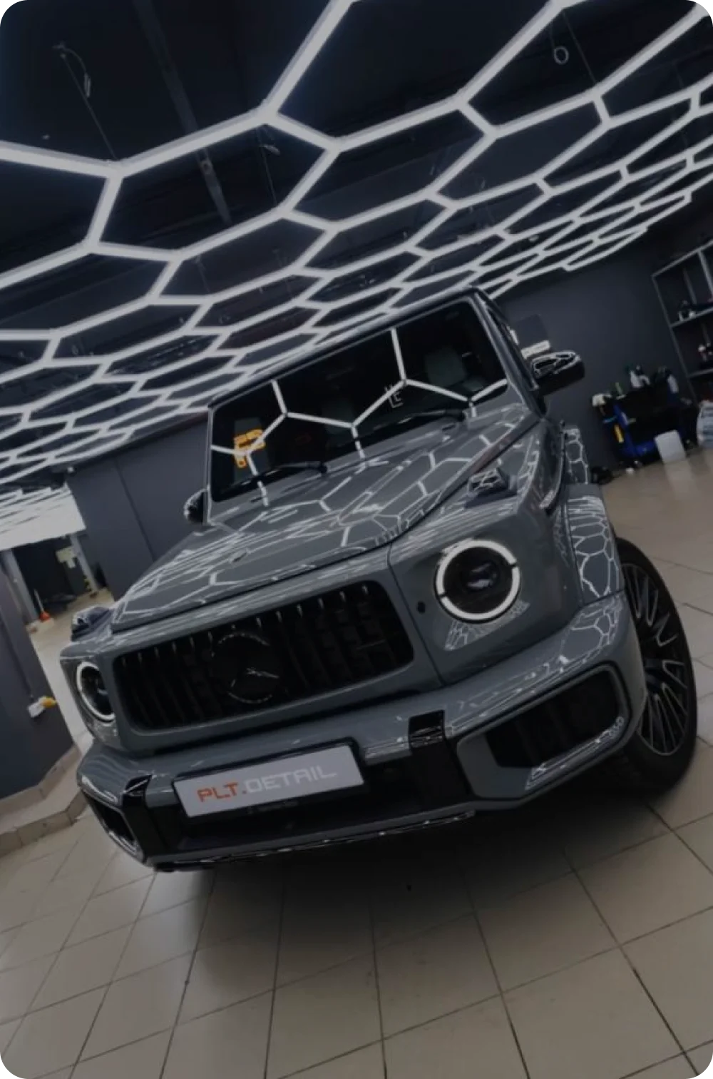 Превью видео: Шикарный G-class заехал на полный...